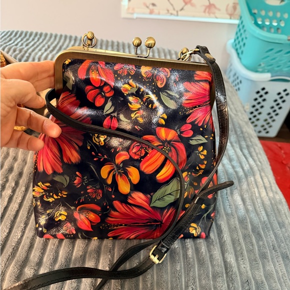 Patricia Nash Novella Framed Tropical Escape LeatherShoulder Bag/Satchel - Picture 2 of 6